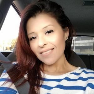 Meet your Posher, Yesenia